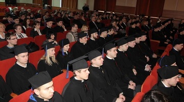 Rozdanie dyplomów dla inżynierów, luty 2011